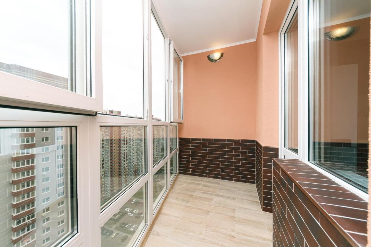 Poznyaky Apartments Patriotika Київ Екстер'єр фото